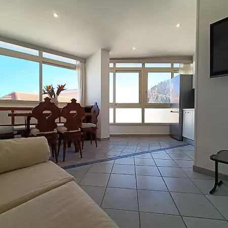 Attico Al Centro Apartment *