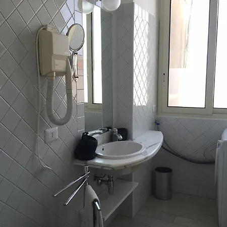 公寓 Attico Al Centro 切法卢